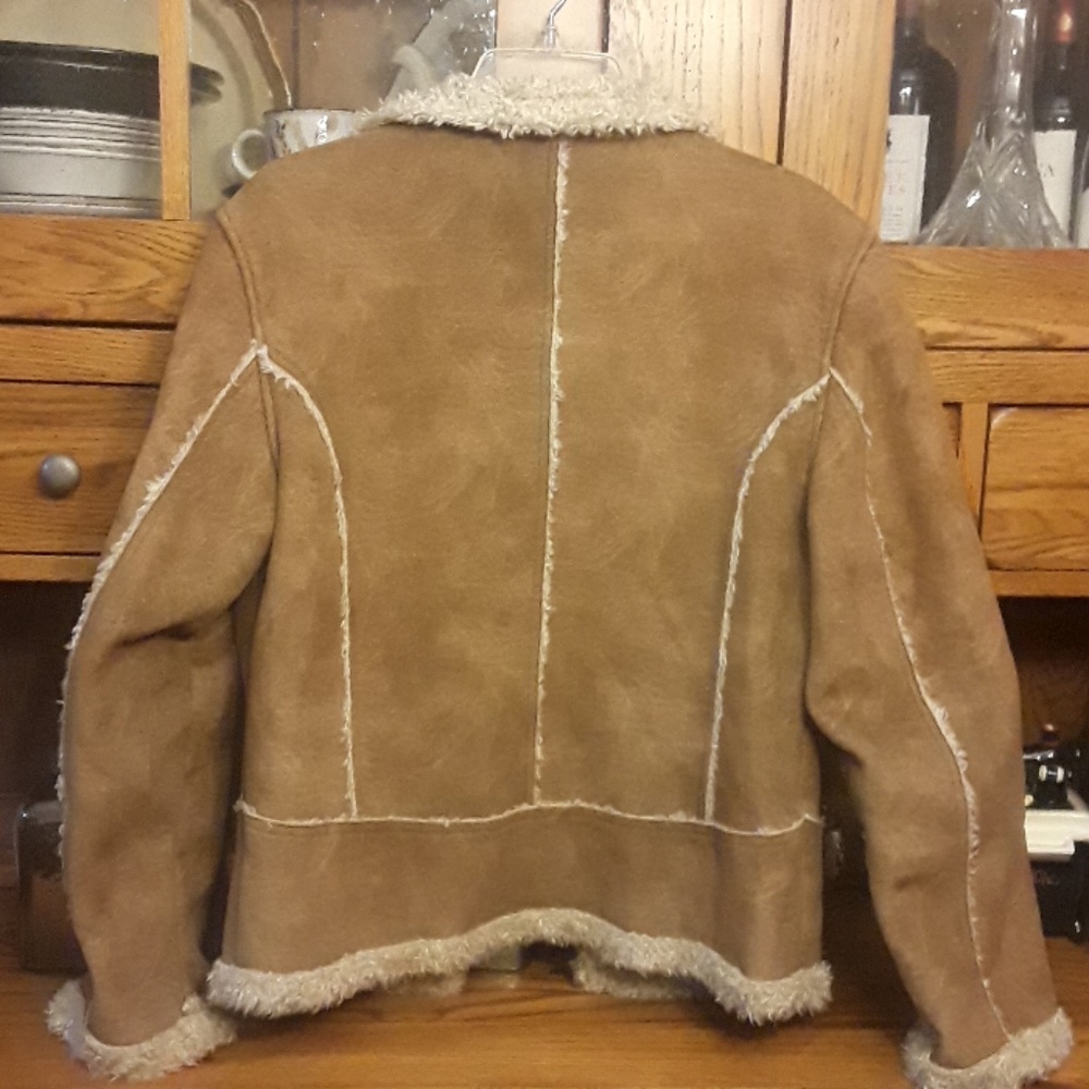 Sale!!CABELA'S faux shearling jacket Medium - Picture 4 of 8